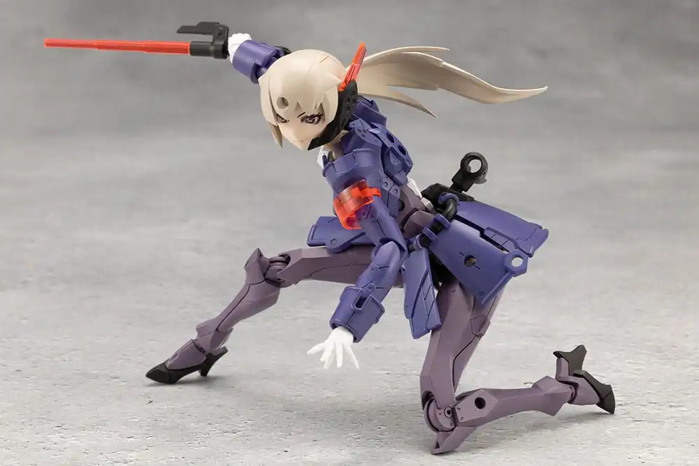 Megalomaria Unlimited Universe Model Kit Valiant 16 cm